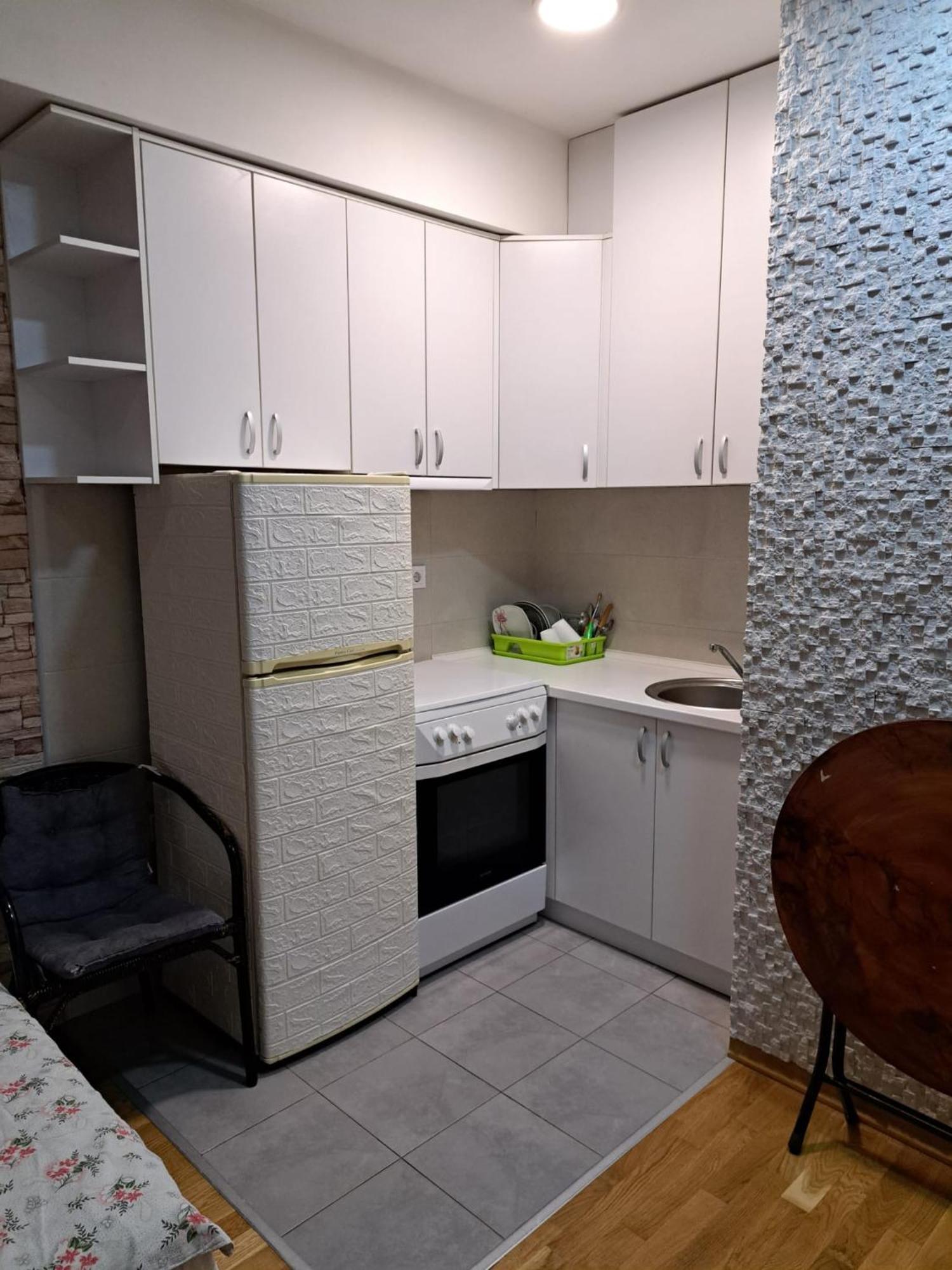 Wonderful Studio Apartment In Skopje Center Exterior foto